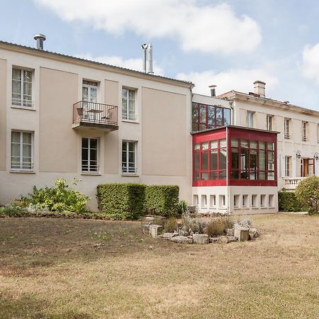 Hotel Domaine Du Pont De L'Eyre Salles  Exterior foto